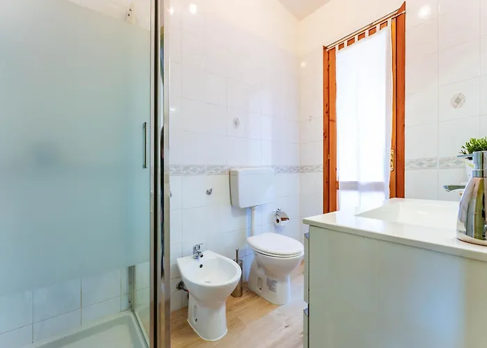 Dimora Frau דירה *